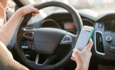 SR22 insurance for Washington drivers who are driving cars while using mobile